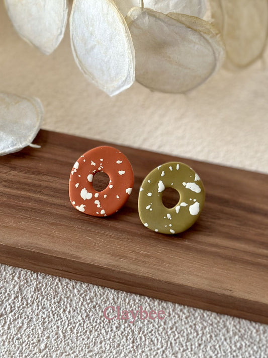 Everyday Two Colors Donut Earrings Simplicity and Elegance .. Nature Inspired Colors .. Stud Earrings .. Polymer Clay